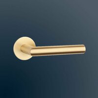 Mat gouden deurklink Oval 1750 op ultra dun rozet van 3mm
