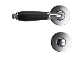 Enzi met Toiletgarnituur